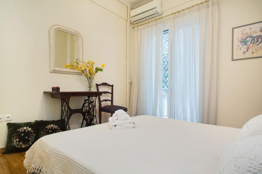 Top-Rated 1-Bedroom Apartment In The Heart Of Athena Bagian luar foto