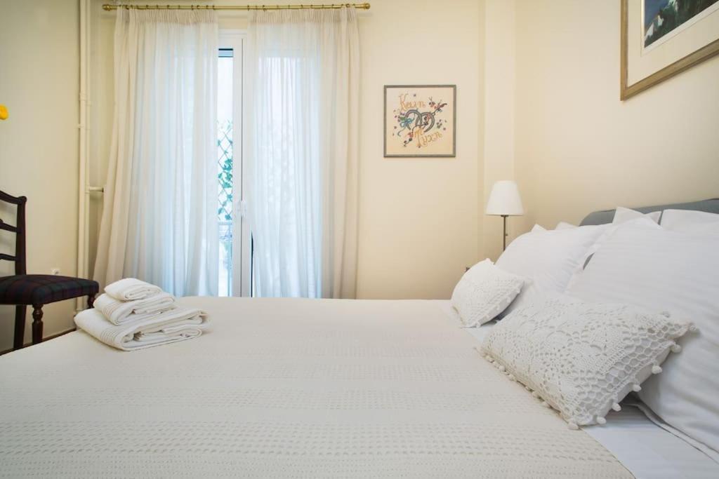 Top-Rated 1-Bedroom Apartment In The Heart Of Athena Bagian luar foto