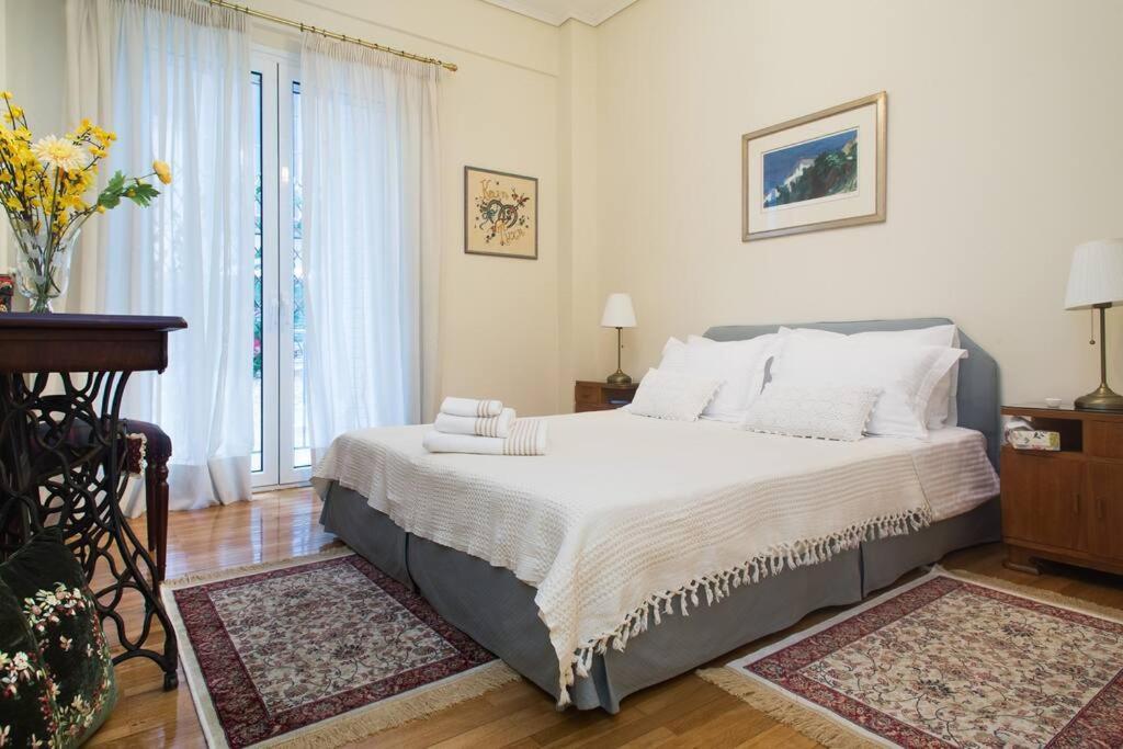 Top-Rated 1-Bedroom Apartment In The Heart Of Athena Bagian luar foto