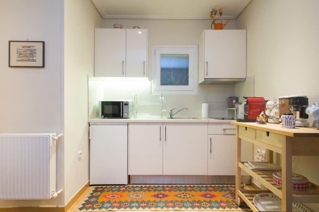 Top-Rated 1-Bedroom Apartment In The Heart Of Athena Bagian luar foto